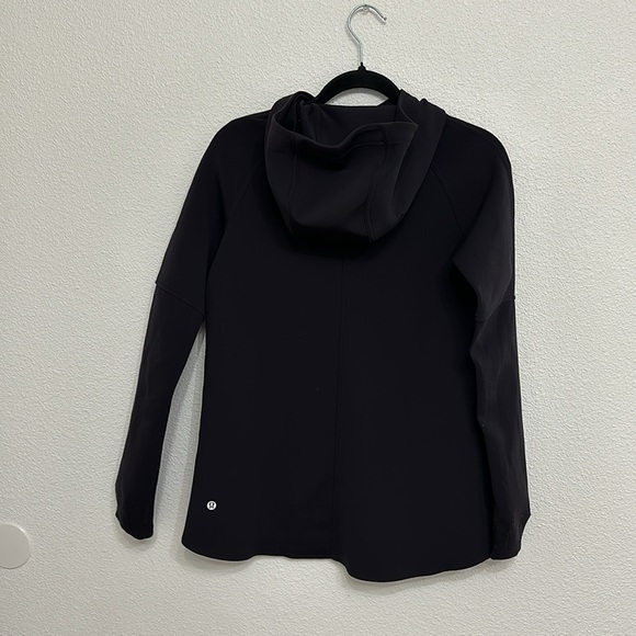 Lululemon neoprene type material zip up jacket size 2 black - Picture 7 of 8